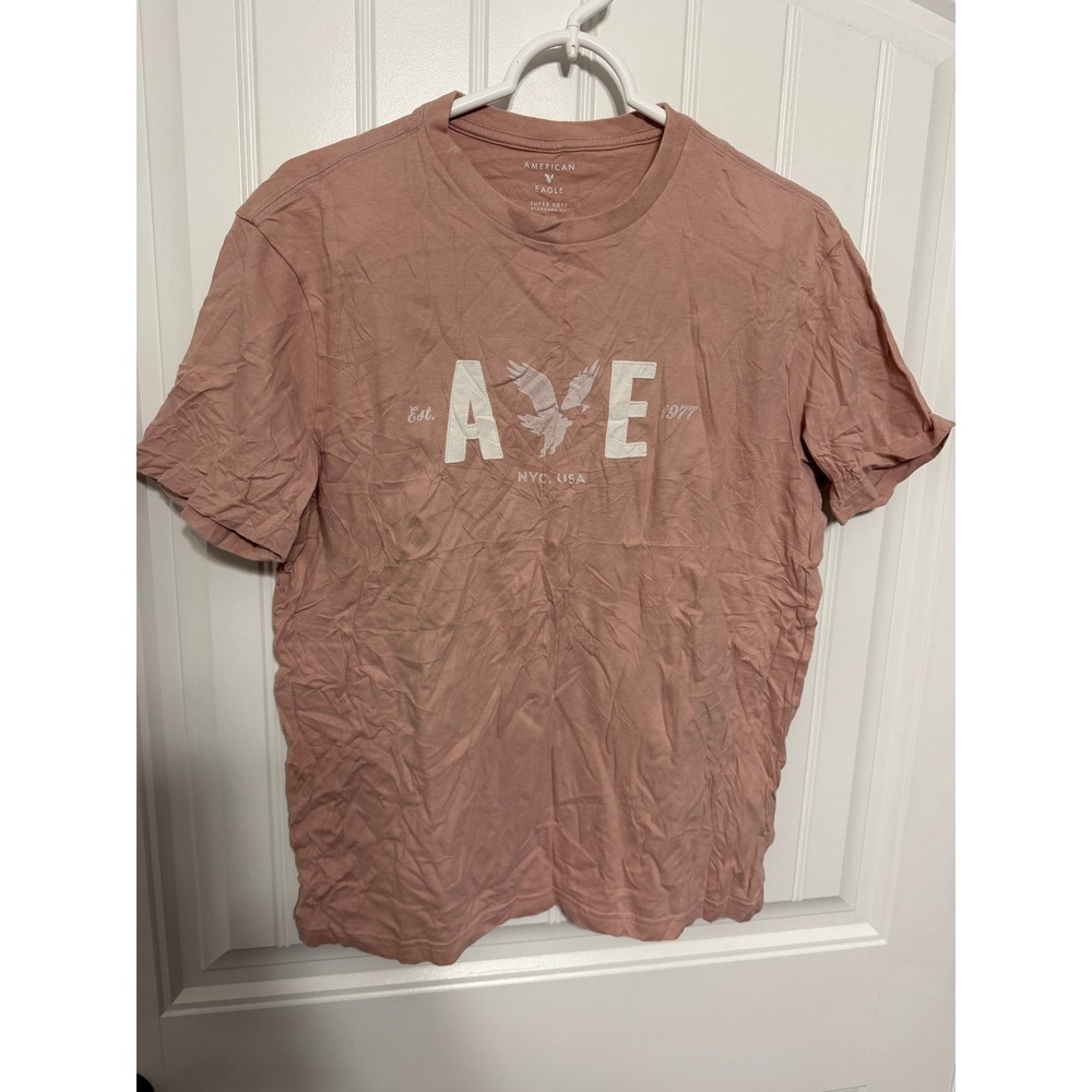 American Eagle T-Shirt Mens Small Pink Super Soft Standard Fit Graphic EUC